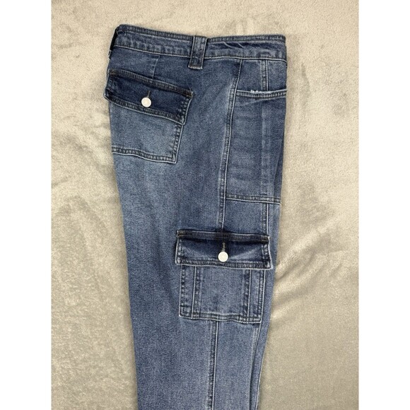 KanCan Jeans Women's 9/28 Blue Medium Wash Avery High Rise Cargo Pocket Casual - Picture 9 of 12